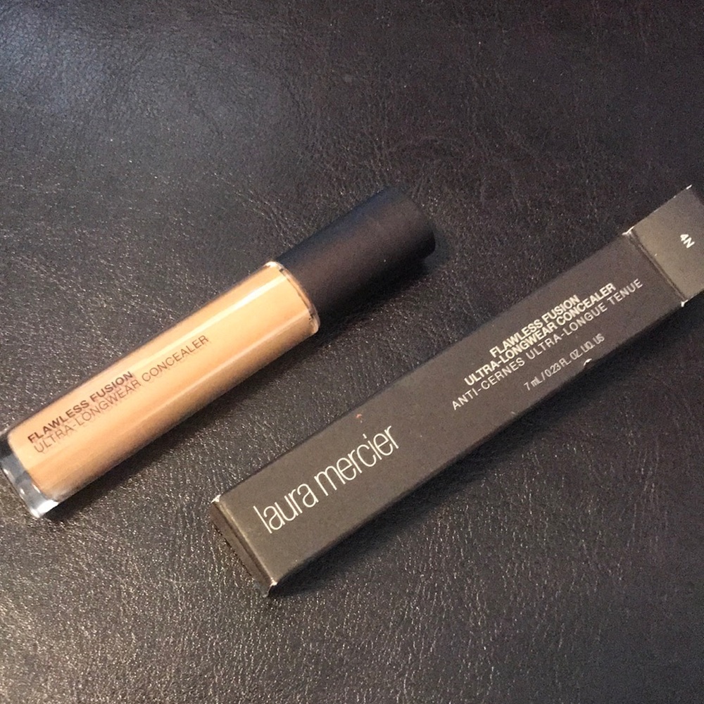 Laura Mercier concealer